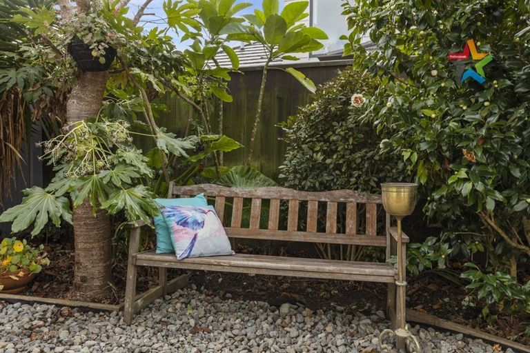 Photo of property in 27a Hardy Street, Waterloo, Lower Hutt, 5011