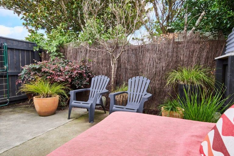 Photo of property in 4 Mana Avenue, Titahi Bay, Porirua, 5022