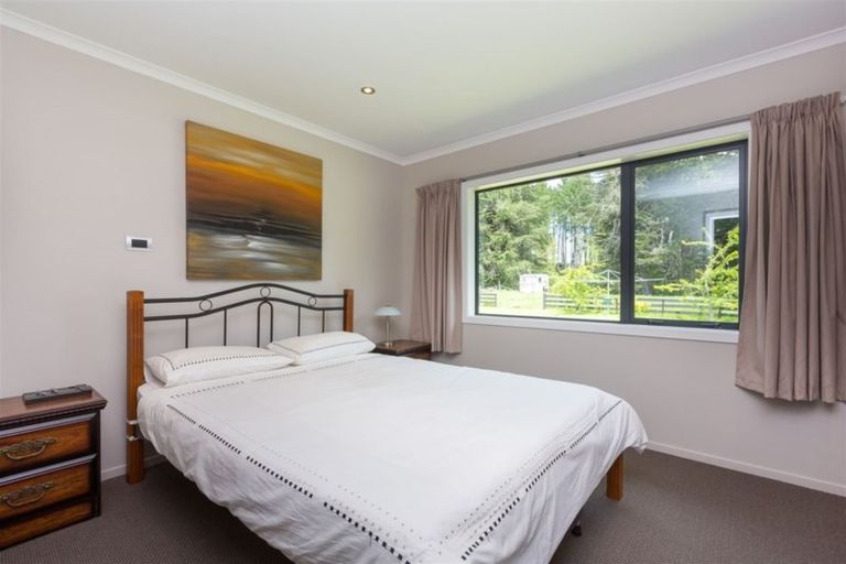 Photo of property in 225a Kairau Road, Brixton, New Plymouth, 4373