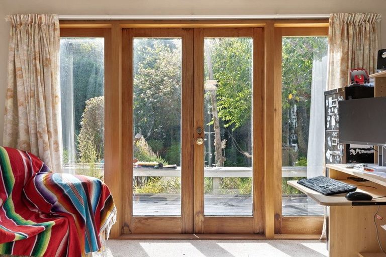 Photo of property in 100 Glenross Street, Glenross, Dunedin, 9011