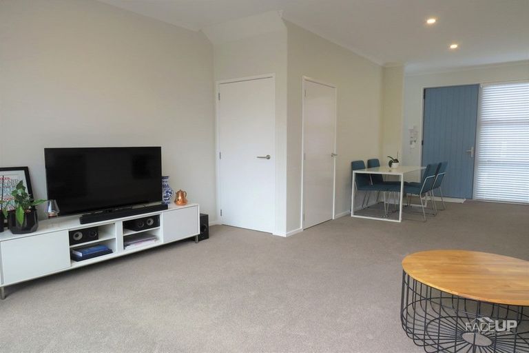Photo of property in 26 Oioi Road, Hobsonville, Auckland, 0616