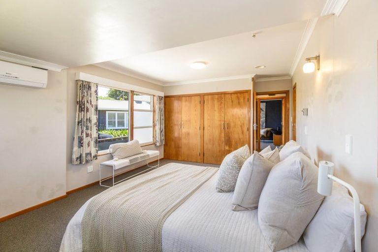 Photo of property in 15 Wyatt Avenue, Onekawa, Napier, 4110