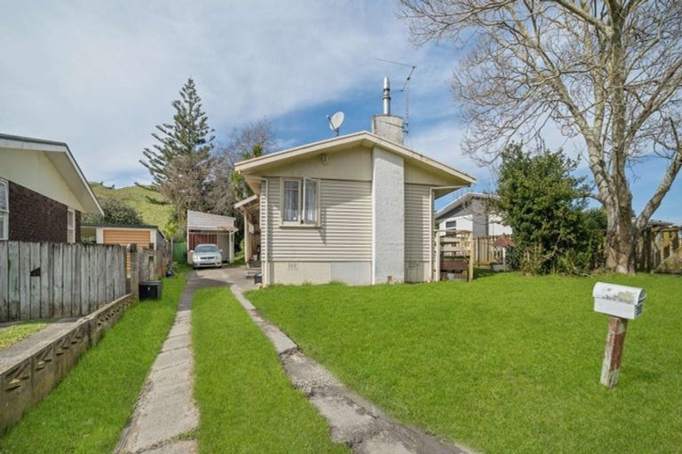 Photo of property in 53 Lyell Road, Outer Kaiti, Gisborne, 4010