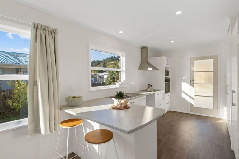 Photo of property in 63 Wood Street, Wainuiomata, Lower Hutt, 5014