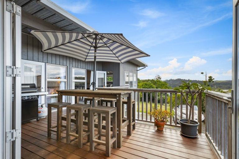 Photo of property in 65 Okura River Road, Okura, Albany, 0792