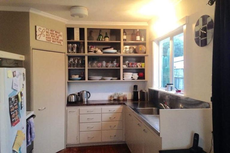 Photo of property in 179 Mangorei Road, Merrilands, New Plymouth, 4312