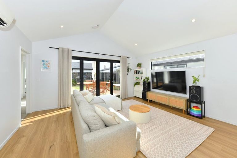Photo of property in 15 Colin Laloli Place, Wigram, Christchurch, 8042