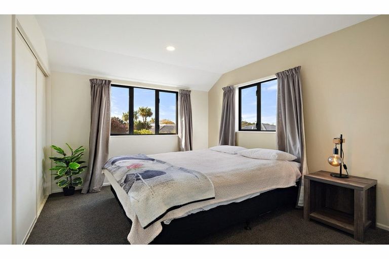 Photo of property in 22a Trafford Street, Harewood, Christchurch, 8051