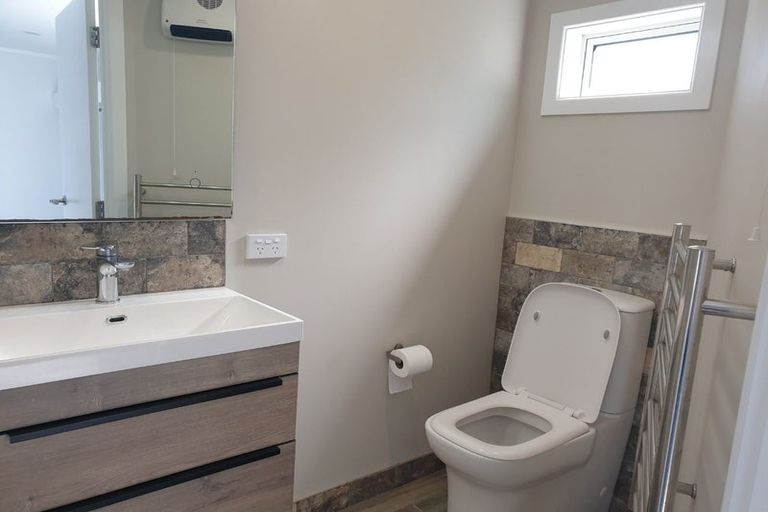 Photo of property in 2 Scott Road, Hobsonville, Auckland, 0616