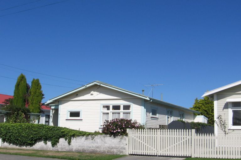 Photo of property in 18 Ava Street, Petone, Lower Hutt, 5012