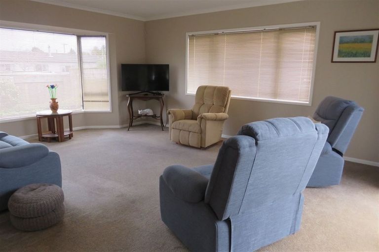 Photo of property in 1 Martin Harvey Street, Levin, 5510