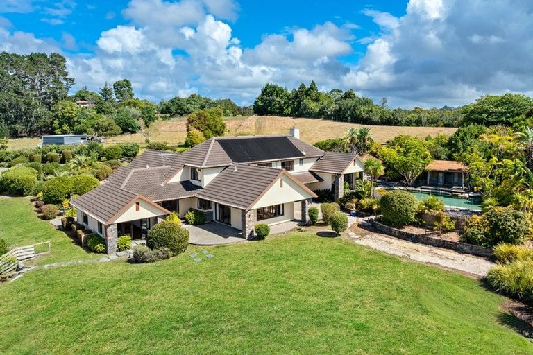 Photo of property in 78 Okura River Road, Okura, Albany, 0792