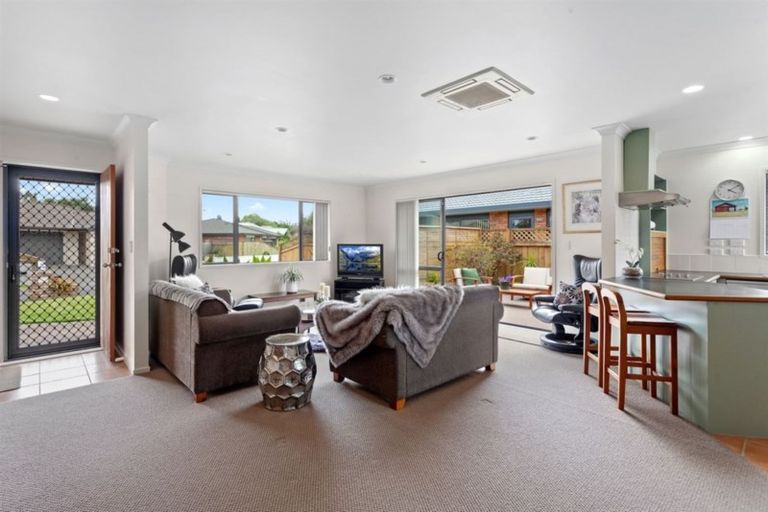 Photo of property in 5 Walnut Grove, Whakatane, 3120