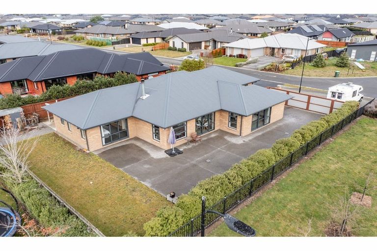 Photo of property in 10 Rhyolite Court, Rolleston, 7614