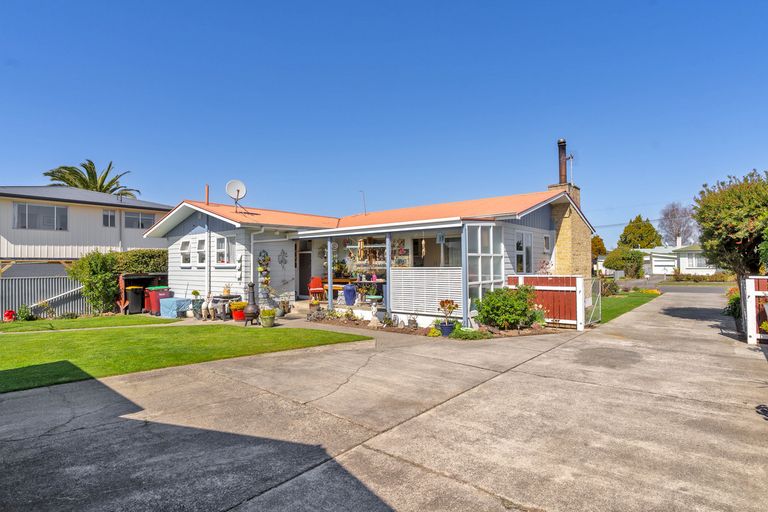 Photo of property in 34 Fergusson Street, Solway, Masterton, 5810