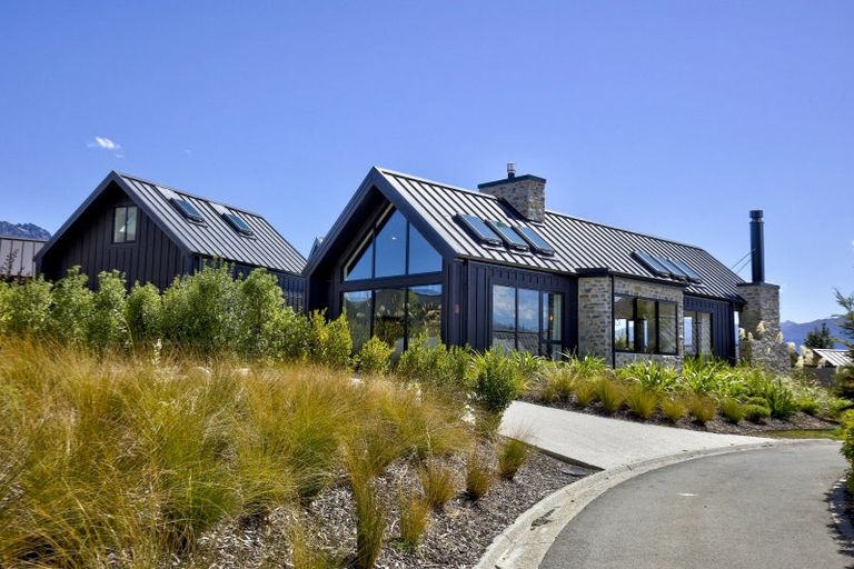 Photo of property in 3 Aberdare Court, Jacks Point, Queenstown, 9371