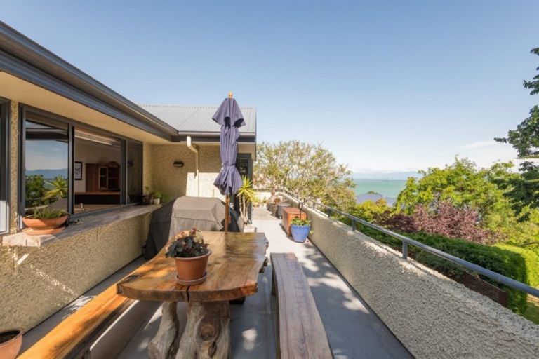 Photo of property in 18 Bay View Road, Atawhai, Nelson, 7010