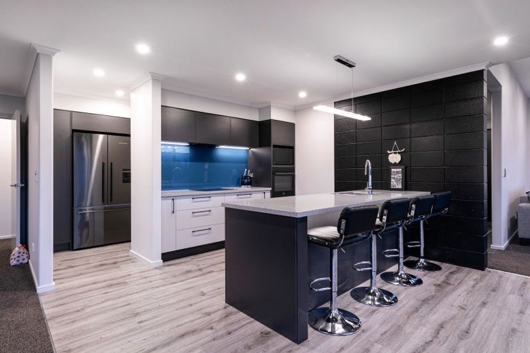 Photo of property in Meadowstone Alpha Series, 106 West Meadows Drive, Wanaka, 9305