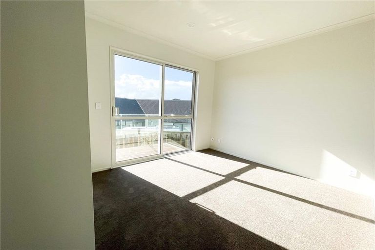 Photo of property in 6 Sai Ridge Close, Pukekohe, 2120