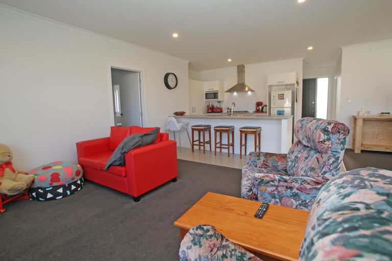 Photo of property in 114 Te Manatu Drive, Huntington, Hamilton, 3210