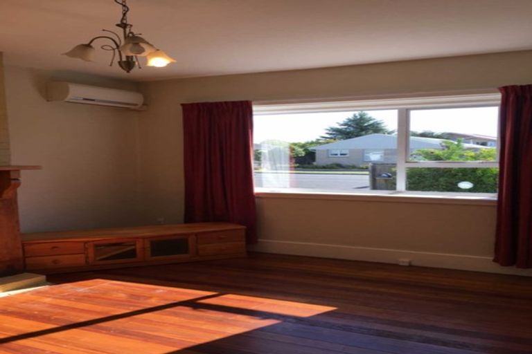 Photo of property in 27 Wharenui Road, Upper Riccarton, Christchurch, 8041
