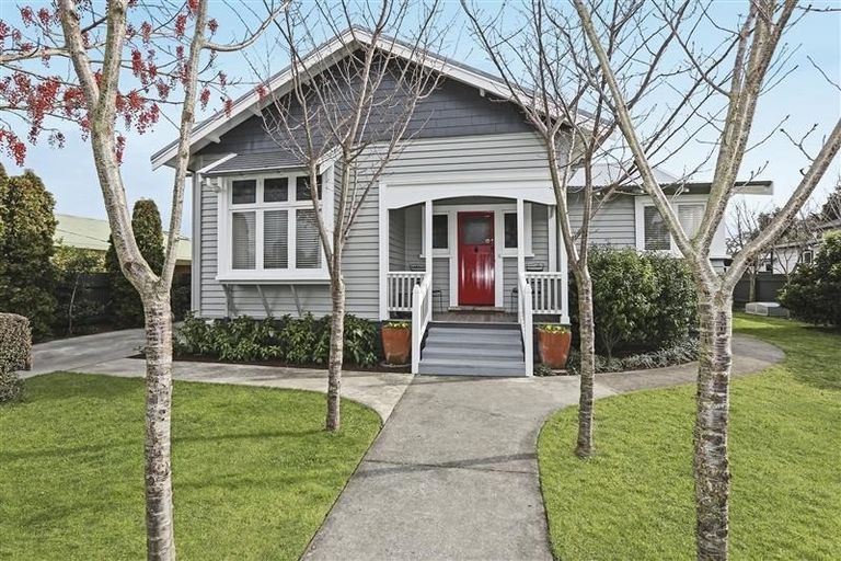 Photo of property in 207 Beresford Street, Saint Leonards, Hastings, 4120