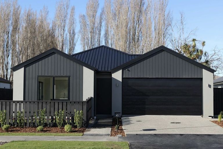 Photo of property in 43 Podocarp Drive, Halswell, 8025