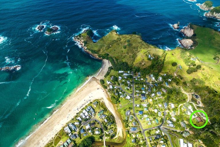 Photo of property in 11a Christine Terrace, Hahei, Whitianga, 3591