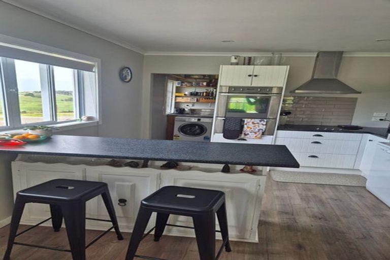 Photo of property in 137 Griffin Road, Maungaturoto, 0583