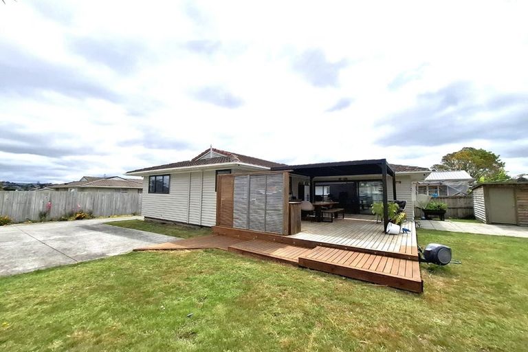 Photo of property in 38 Brougham Place, West Harbour, Auckland, 0618