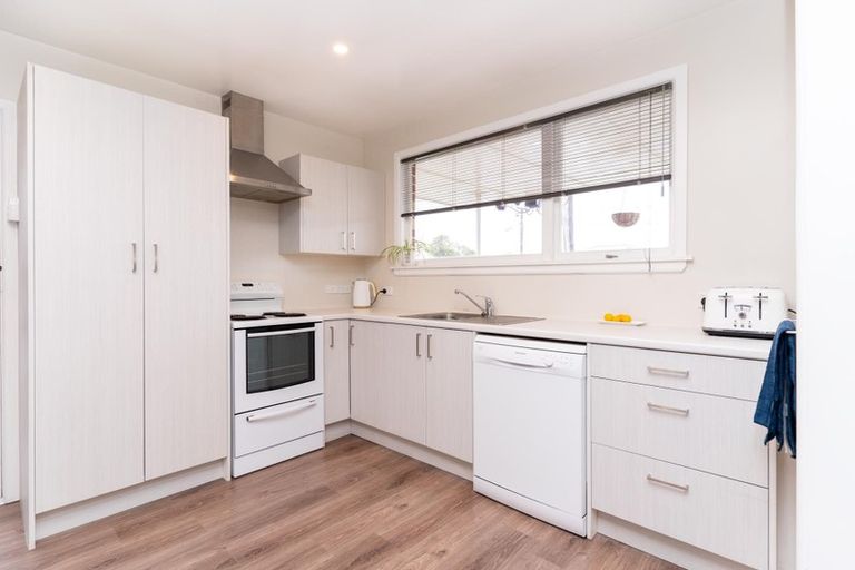 Photo of property in 2/29 Heywood Terrace, Richmond, Christchurch, 8013