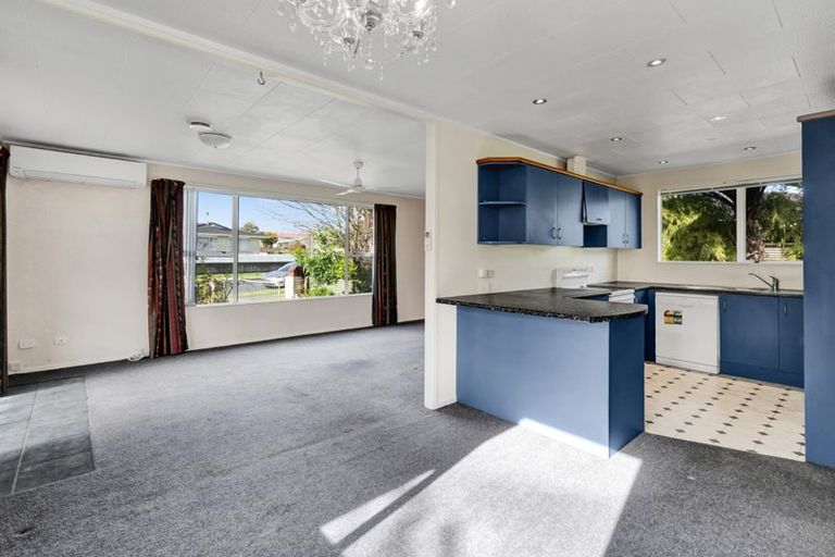 Photo of property in 17 Lantana Avenue, Bell Block, New Plymouth, 4312