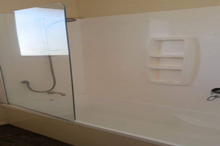 Photo of property in 33 Sheehan Avenue, Papakura, 2110