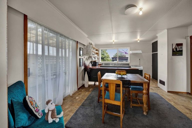 Photo of property in 1 Koromiko Street, Inglewood, 4330