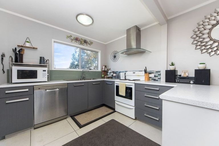 Photo of property in 1/43 Don Buck Road, Massey, Auckland, 0614