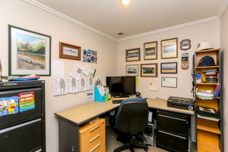 Photo of property in 550 Mangorei Road, Mangorei, New Plymouth, 4371