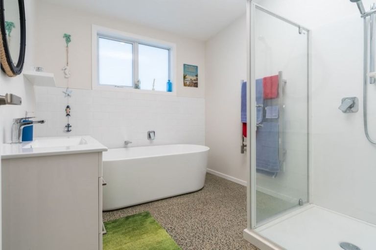 Photo of property in 13a Dune View Drive, Mangawhai, 0505
