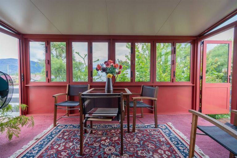 Photo of property in 25 Mackinnon Loop, Te Anau, 9600