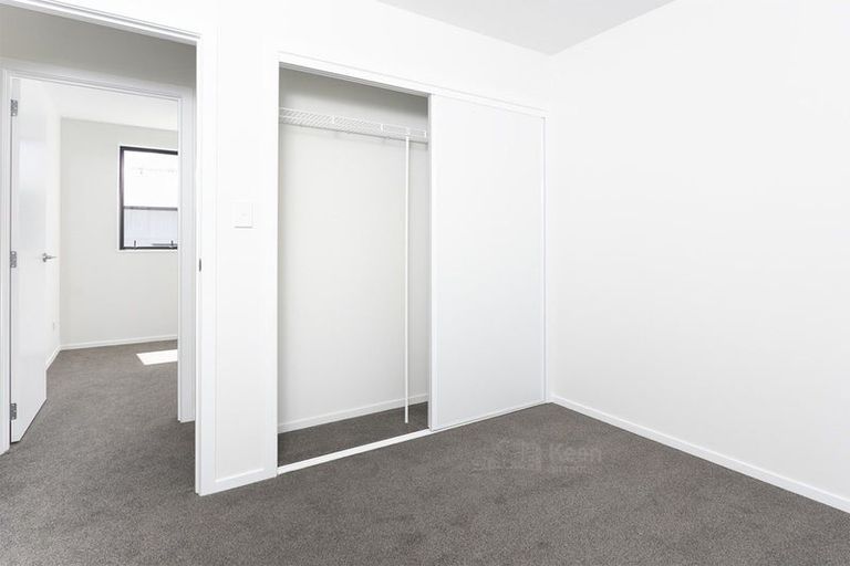 Photo of property in 13 Tokai Place, Glen Eden, 0602