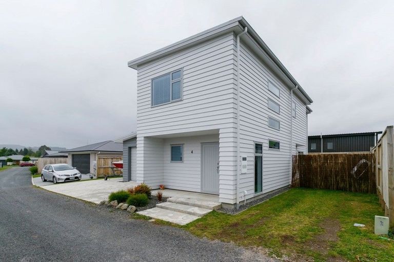 Photo of property in 4 Loch Haven Lane, Kinloch, Taupo, 3377