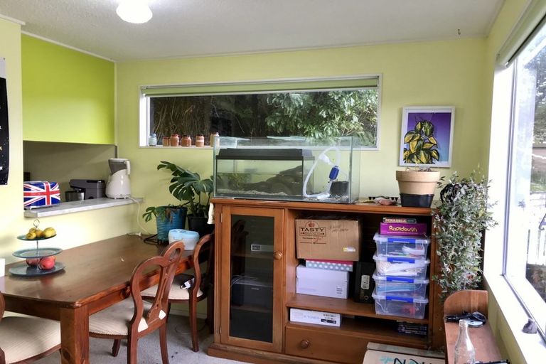 Photo of property in 15e Glen Road, Stokes Valley, Lower Hutt, 5019