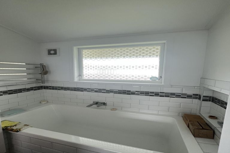 Photo of property in 12 Claremont Avenue, Chartwell, Hamilton, 3210