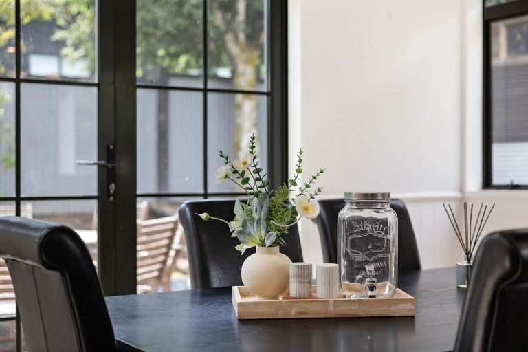 Photo of property in 83 Mcdonnell Road, Arrowtown, 9302