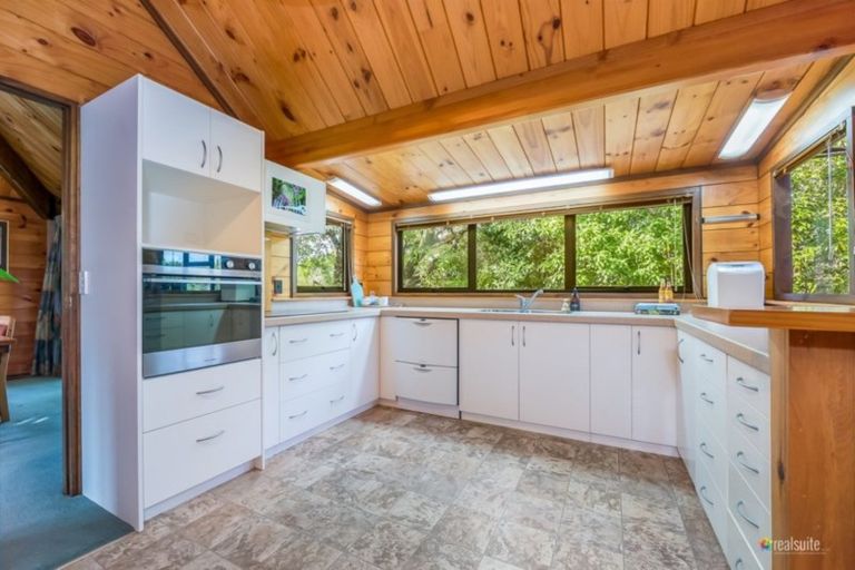 Photo of property in 127 Hill Road, Belmont, Lower Hutt, 5010