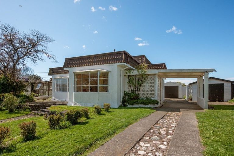 Photo of property in 11 Holdaway Street, Riversdale, Blenheim, 7201