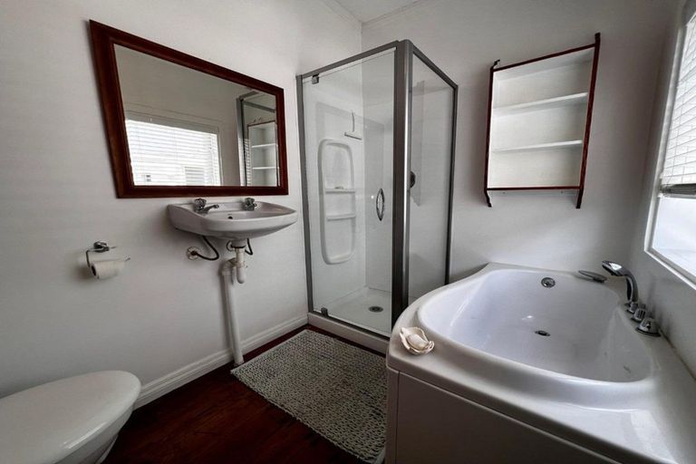 Photo of property in 52 Calliope Road, Devonport, Auckland, 0624