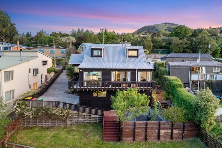 Photo of property in 21 Tweed Street, Kinmont Park, Mosgiel, 9024