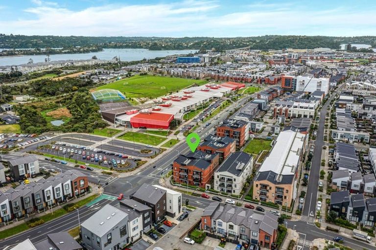 Photo of property in 204/77 Hobsonville Point Road, Hobsonville, Auckland, 0616