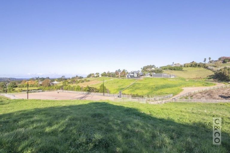 Photo of property in 53 Broadwood Rise, Kumeu, 0892