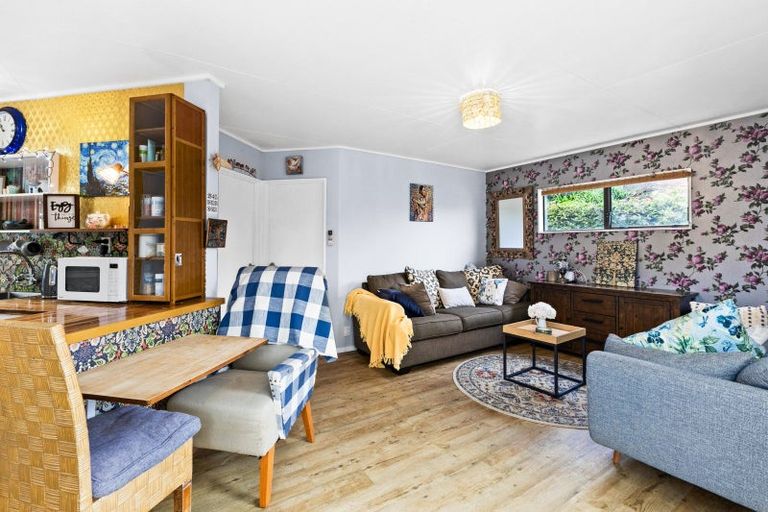 Photo of property in 1/114 Park Road South, Akina, Hastings, 4122